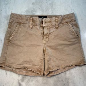 EUC American Eagle MIDI khaki shorts